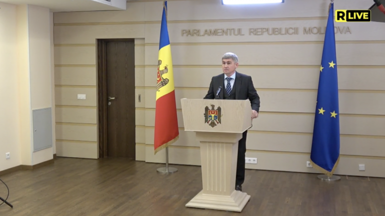 Deputatul Alexandru Jizdan pronunță poziția PDM cu privire la ultima decizie a CC