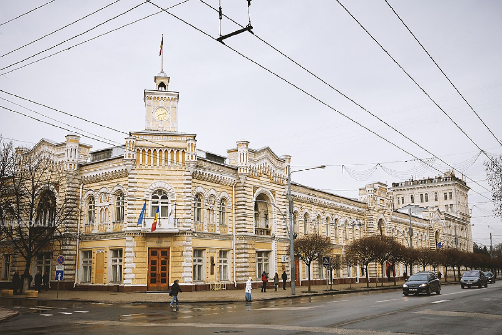 Primaria chisinau. Муниципальный совет Кишинёва. Примэрия Кишинева. Кишинев архитектура. Кишинёв в картинах примэрия.