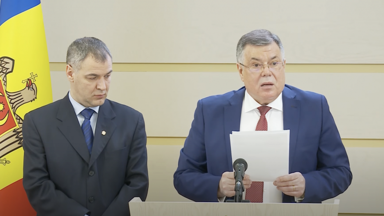 Iurie Reniță și Octavian Țîcu, declarații de presă la Parlament