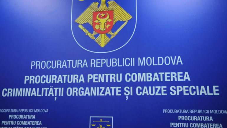 Briefing de presă organizat de Inspectoratul General al Poliției de Frontieră și PCCOCS cu genericul: „Laboratoare de producere a metamfetaminei – destructurate în Republica Moldova și patru state UE”