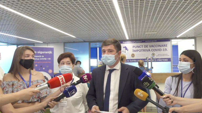 Inaugurarea unui punct de vaccinare în cadrul Aeroportului Internațional Chișinău