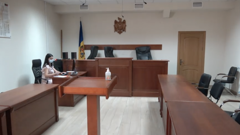Ședință de judecată: Procurorii cer anunțarea în căutare și reținerea lui Veaceslav Platon