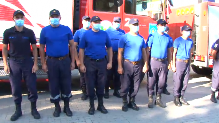 Ceremonia de întâmpinare a salvatorilor și pompierilor detașați în misiunea de stingere a incendiilor forestiere din Grecia