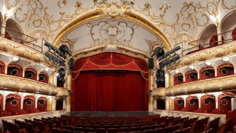 Agenda - ORA de LIVE cu TRAIAN de la spectacolul “Jurământul. O femeie își amintește”