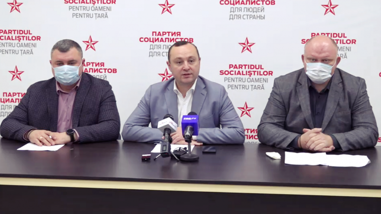 Membrii noului Comitet Executiv al Partidului Socialiștilor, organul colegial de conducere a partidului, susțin o conferință de presă