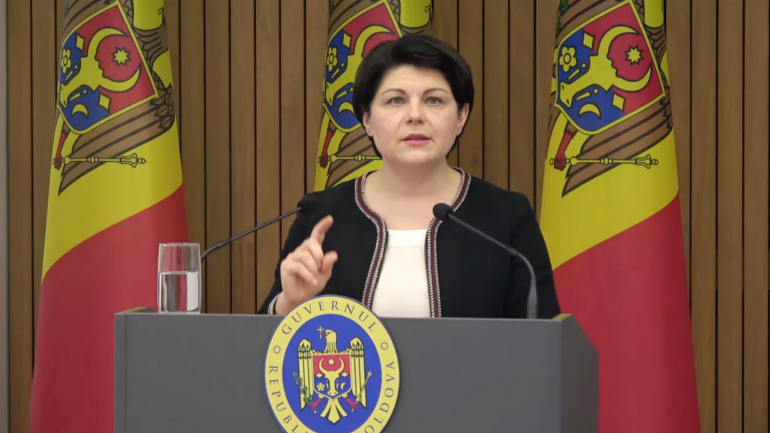 Prim-ministrul Natalia Gavrilița și ministrul Finanțelor, Dumitru Budianschi oferă detalii privind politica bugetar-fiscală pentru anul 2022 și proiectele pe buget, aprobate în cadrul ședinței Guvernului