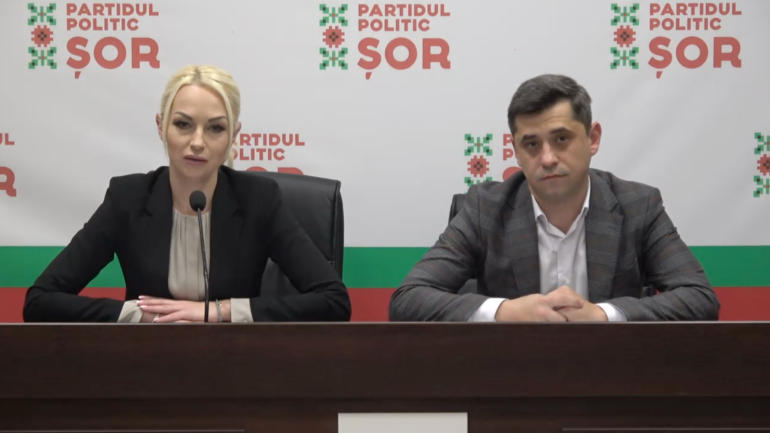 Deputatul Partidului „ȘOR”, Marina Tauber, și reprezentantul său la CEC susțin un briefing de presă