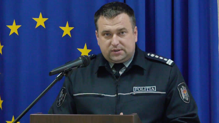Briefing de presă susținut de șeful adjunct al IGP, Alexandru Bejan dedicat subiectului atribuțiilor Poliției în soluționarea problemei ambuteiajelor din Capitală și măsurile de fluidizare a traficului rutier