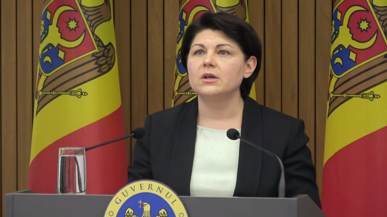 Prim-ministra Natalia Gavrilița și viceprim-ministrul Nicu Popescu susțin o conferință de presă