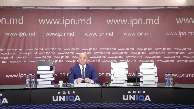 Briefing de presă susținut de Valentin Eșanu, președintele Asociației Patronale a Metalelor, cu genericul: „Se încearcă reinstaurarea unui monopol la colectarea și exportul metalelor feroase și neferoase”