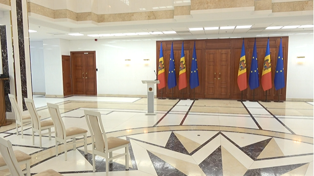 Ceremonia de transmitere a chestionarului completat de aderare la Uniunea Europeană a Republicii Moldova. La eveniment vor participa conducerea țării și Ambasadorul Uniunii Europene