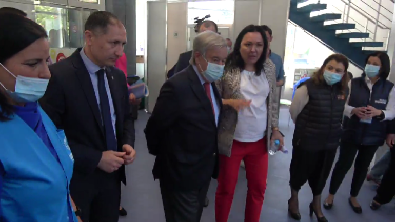 Secretarul-General ONU, Antonio Guterres, efectuează o vizită la Centrul de Acomodare a Refugiaților de la Moldexpo