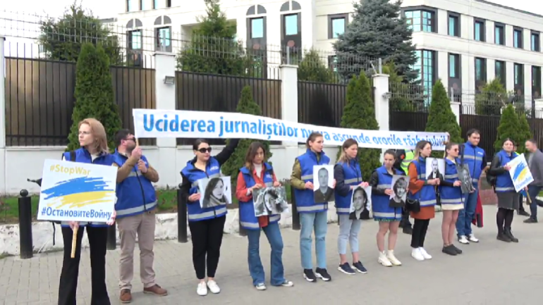 Centrul pentru Jurnalism Independent organizează un flash-mob #Zilele Libertății Presei 2022