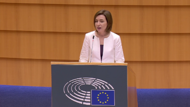 Președinta Maia Sandu susține un discurs în plenul Parlamentului European