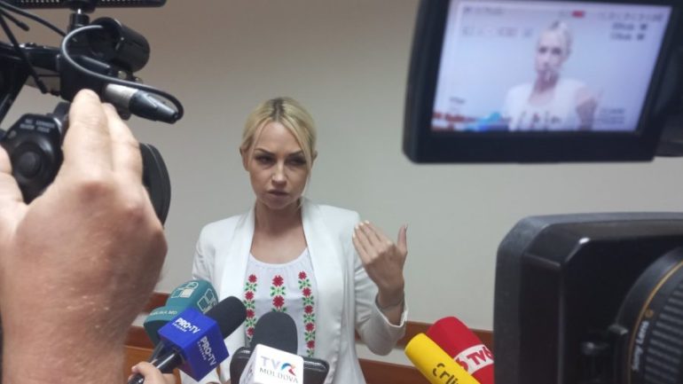 Deputatul partidului „ȘOR” Marina Tauber la Judecătorie