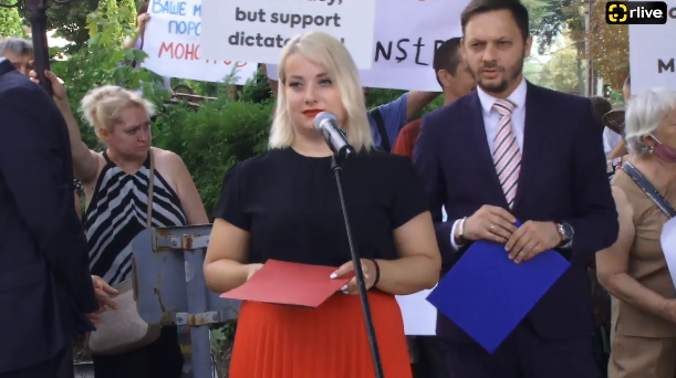 Protest organizat de Partidul „ȘOR” și PCRM, în fața Ambasadei SUA în Moldova