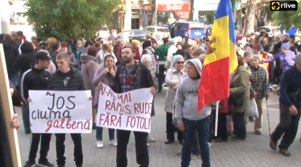 Flashmob organizat de Partidul „ȘOR” în fața Procuraturii Generale