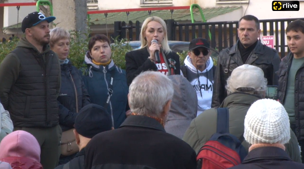 Protest organizat de Partidul ȘOR la judecătoria Ciocana, în susținerea deputatului Marina Tauber