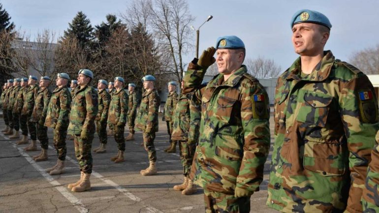Ceremonia de detașare a celui de-al 18-lea contingent al Armatei Naţionale în misiunea de menţinere a păcii KFOR din Kosovo