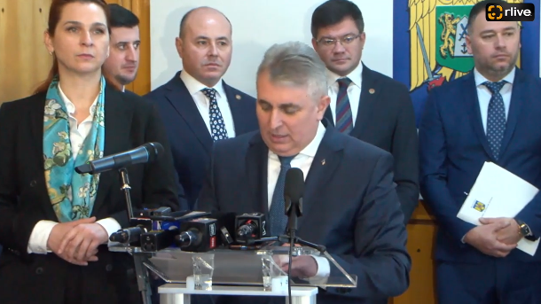Ceremonia de semnare a Acordului între Guvernul RM şi Guvernul RO privind controlul coordonat pe teritoriul României în punctul de trecere a frontierei de stat Leușeni – Albița