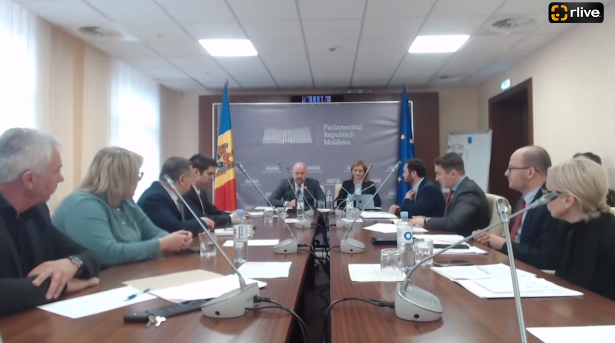 Audieri publice organizate de Comisia politică externă și integrare europeană cu privire la evoluția implementării Acordului de Asociere Republica Moldova – Uniunea Europeană