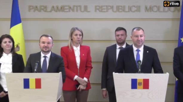 Copreședinții Comisiei Comune pentru Integrare Europeană între Parlamentul României și Parlamentul Republicii Moldova susțin declarații de presă