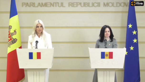 Declarații de presă susținute de Veronica Roșca și Laura Vicol, după ședința comună