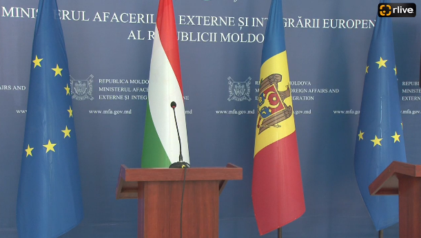 Conferință de presă susținută de ministrul afacerilor externe și integrării europene al Republicii Moldova, Nicu Popescu, și ministrul afacerilor externe și comerțului al Ungariei, Péter Szijjàrtó