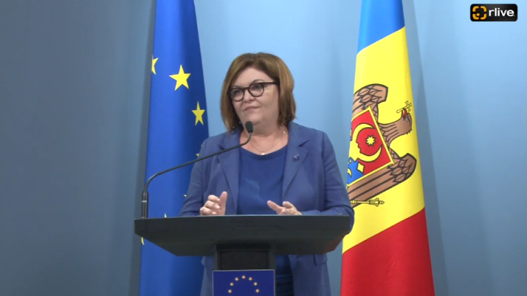 Conferința de presă susținută de Comisarul UE pentru Transporturi, Adina Vălean