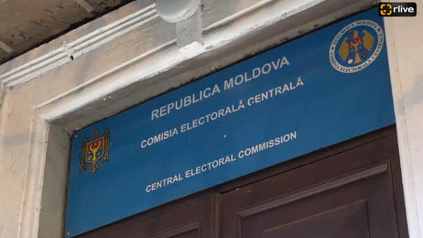 Echipa lui Ilan Șor depune actele la CEC pentru înregistrarea grupului de inițiativă privind organizarea unui referendum consultativ