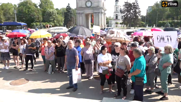 Protestul deținătorilor de patente, la Guvern