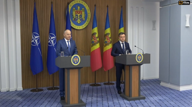 Conferință de presă susținută de prim-ministrul Dorin Recean și secretarul general adjunct al NATO, Mircea Geoană