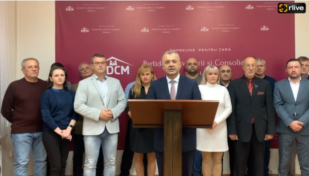 Briefing de presă susținut de președintele PDCM, Ion Chicu, și candidatul la funcția de primar general al municipiului Chișinău, Anatol Usatîi