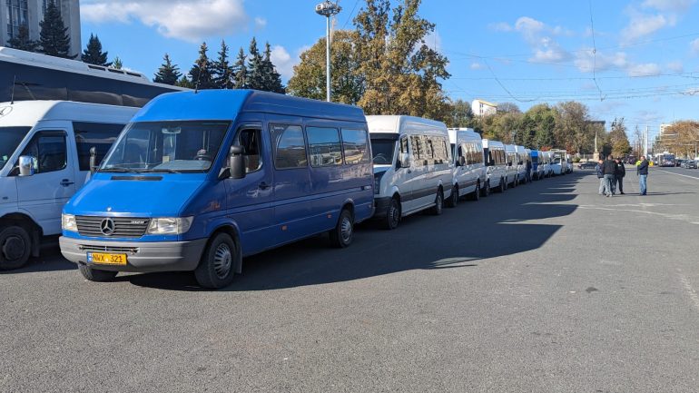 Protest organizat de Asociația Patronală a Operatorilor de Transport Auto împotriva intenției Ministerului Infrastructurii și Dezvoltării Regionale