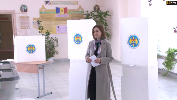 ALEGERI 2023: Președinta Republicii Moldova, Maia Sandu, își exercită dreptul la vot în cadrul alegerilor locale