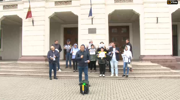 Agenda - Flashmob organizat de Andrei Năstase cu subiectul „Unde-s miliardele?”