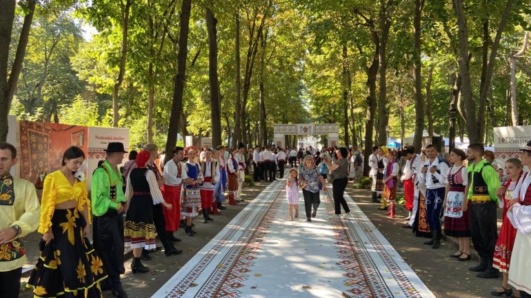 Agenda - Festivalul Etniilor, ediția a XXIII-a, cu genericul „Unitate prin diversitate” – o sărbătoare a multiculturalismului și toleranței interetnice