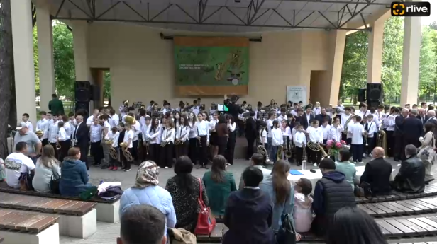 Festivalul concurs al colectivelor de fanfare