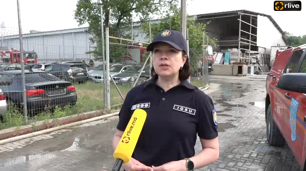 Incendiu la un depozit din sectorul Botanica