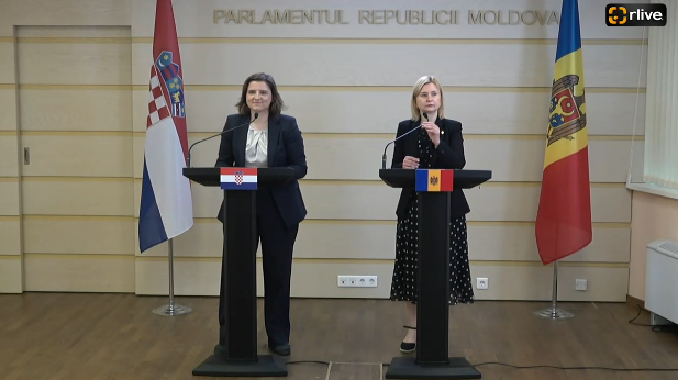 Conferință de presă susținută de Președinta Comisiei politică externă și integrare europeană, Ina Coșeru, și omoloaga sa croată, Jelena Miloš