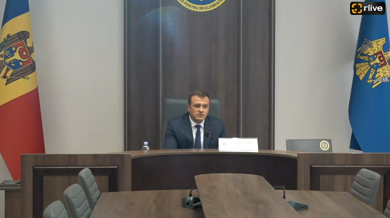 Conferință de presă susținută de Alexandru Ursu, director ANRE cu genericul: „Aprobarea prețurilor reglementate pentru furnizarea energiei electrice în contextul obligației de serviciu public”