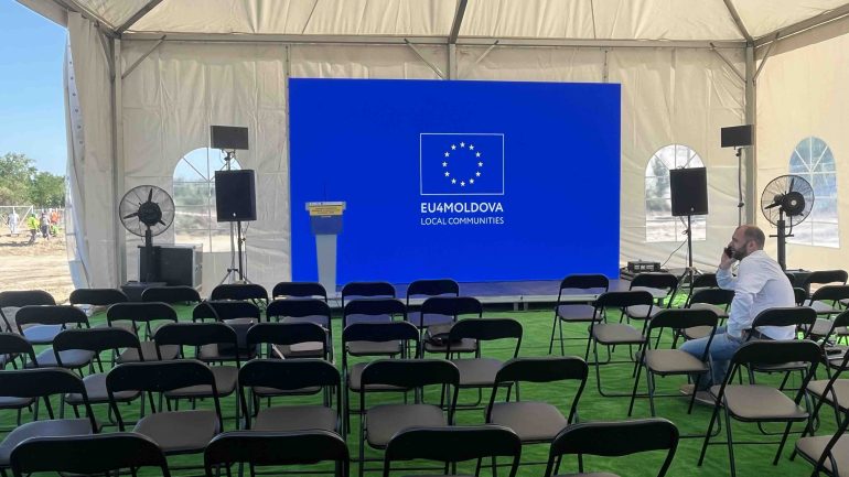 Ceremonia de inaugurare a lucrărilor la sistemele de canalizare și apă din raionul Leova