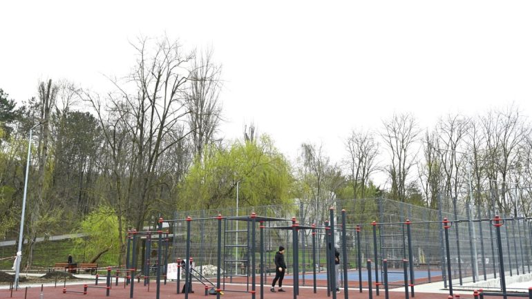 Inaugurarea zonei sportive cu terenuri multifuncționale din Parcul Dumitru Rîșcanu