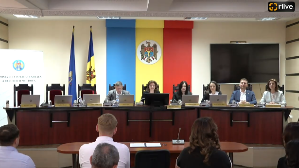 Semnarea Codului de conduită privind desfășurarea și reflectarea campaniei electorale la alegerile parlamentare din 28 septembrie 2025