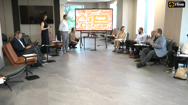 ADEPT Press Club „Promisiuni și realitate: ce alegem când votăm”