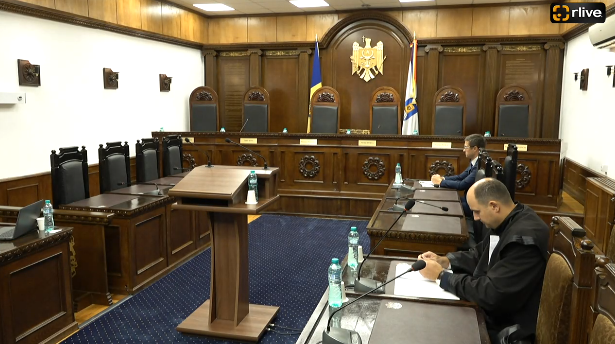 Ședința Curții Constituționale de examinare a sesizărilor nr. 163g/2024, nr. 187g/2024 și nr. 110g/2025 privind excepțiile de neconstituționalitate a prevederilor articolului 90 alin. (3) pct. 8) din Codul de procedură penală