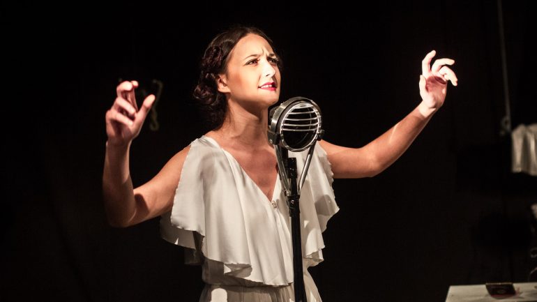 ORA de LIVE cu TRAIAN de la Spectacolul „Maria Tănase. Aș muri, moartea nu-mi vine”