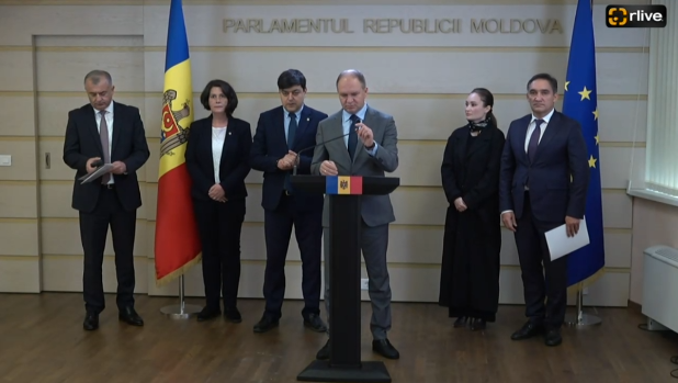 Conferința de presă susținută de Fracțiunea parlamentară ALTERNATIVA