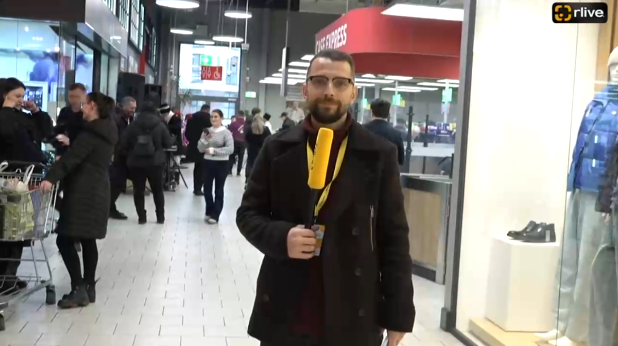 Agenda - ORA de LIVE cu TRAIAN: Maratonul „Vedete la Casă” & Campania „Să fii Moș Crăciun e Simplu!”