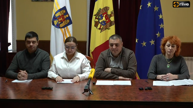 Conferință de presă susținută de consilierii MAN în Consiliul Municipal Chișinău